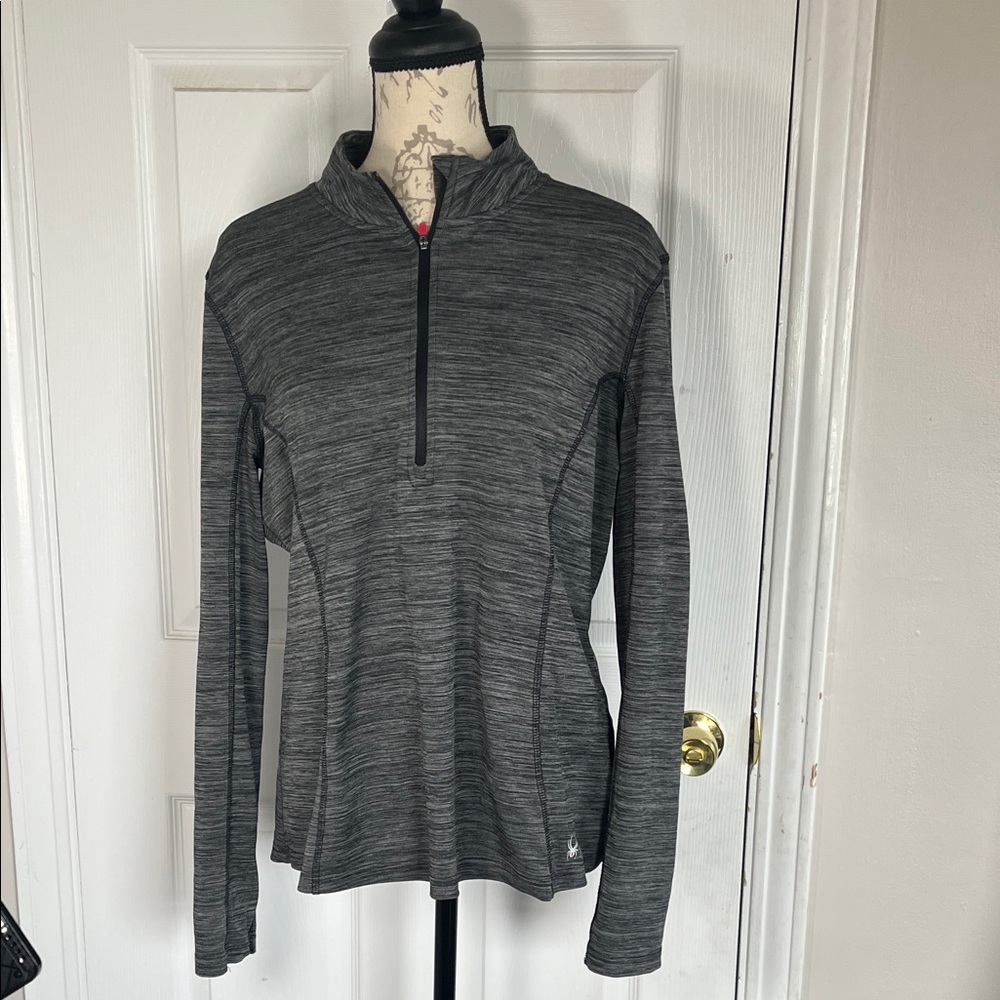 Spyder Gray Textured Pattern Top